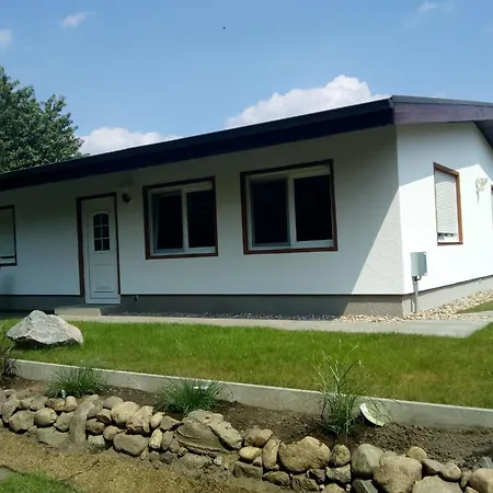 بيت للعطل Behaglicher Fuer Mensch Und Hund